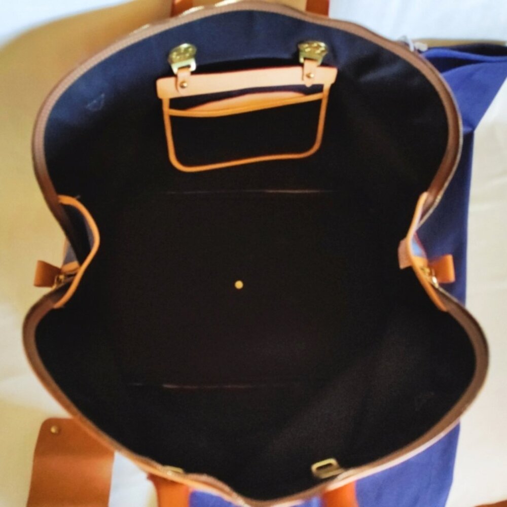 Dooney & Bourke Vintage Lg Cabriolet Zip Around Canvas/Leather Travel Bag - Blue - Picture 9 of 16